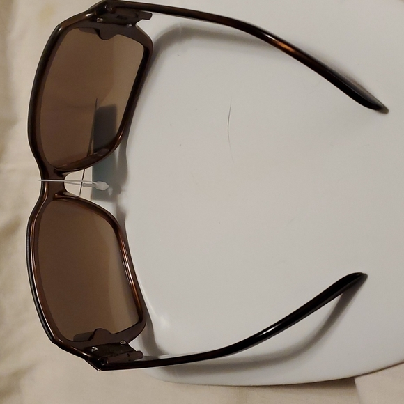 Designer Sunglasses 45 - Picture 4 of 4